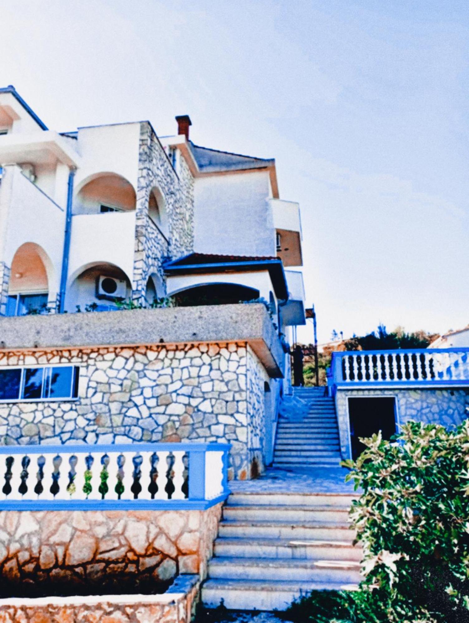 Villa Sunrise With Sea View Rogac Exterior photo